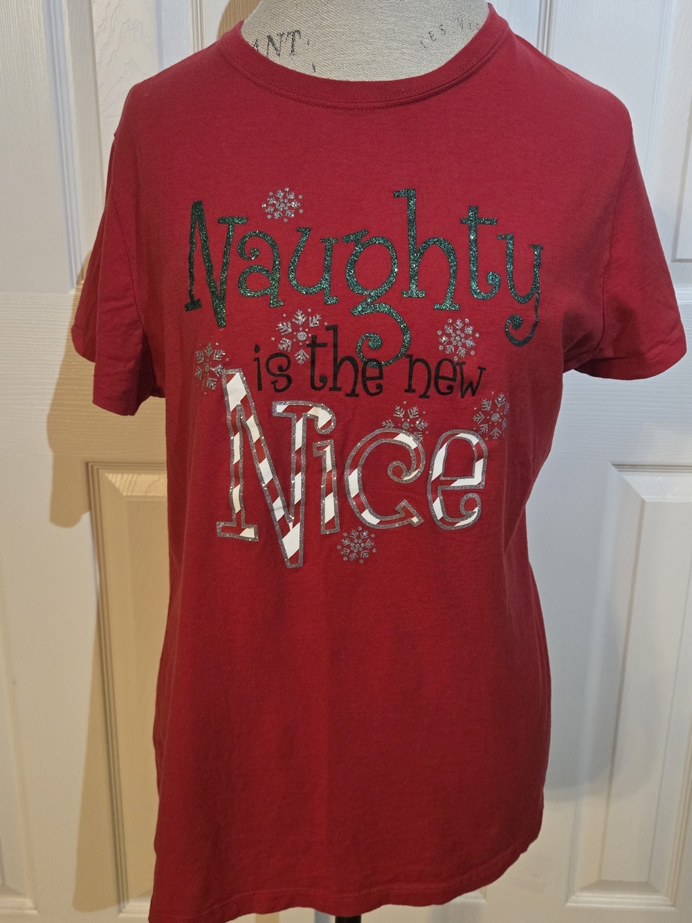 Naughty Is the New Nice” Christmas T-Shirt — XL/XG